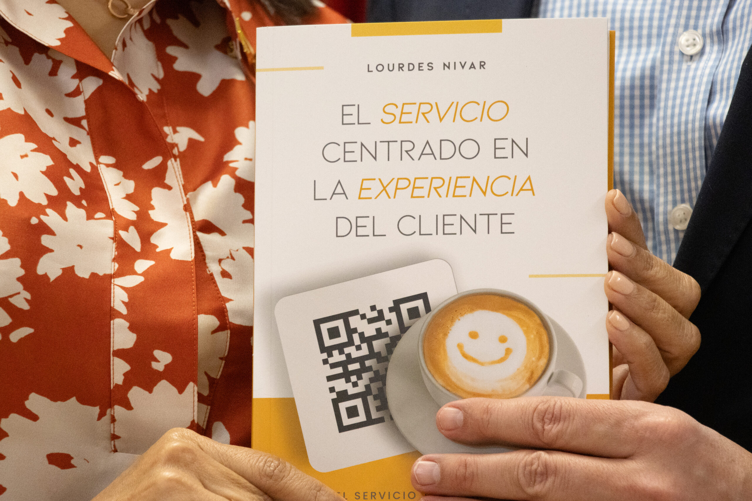 Firma de libros Louders Nivar — 46